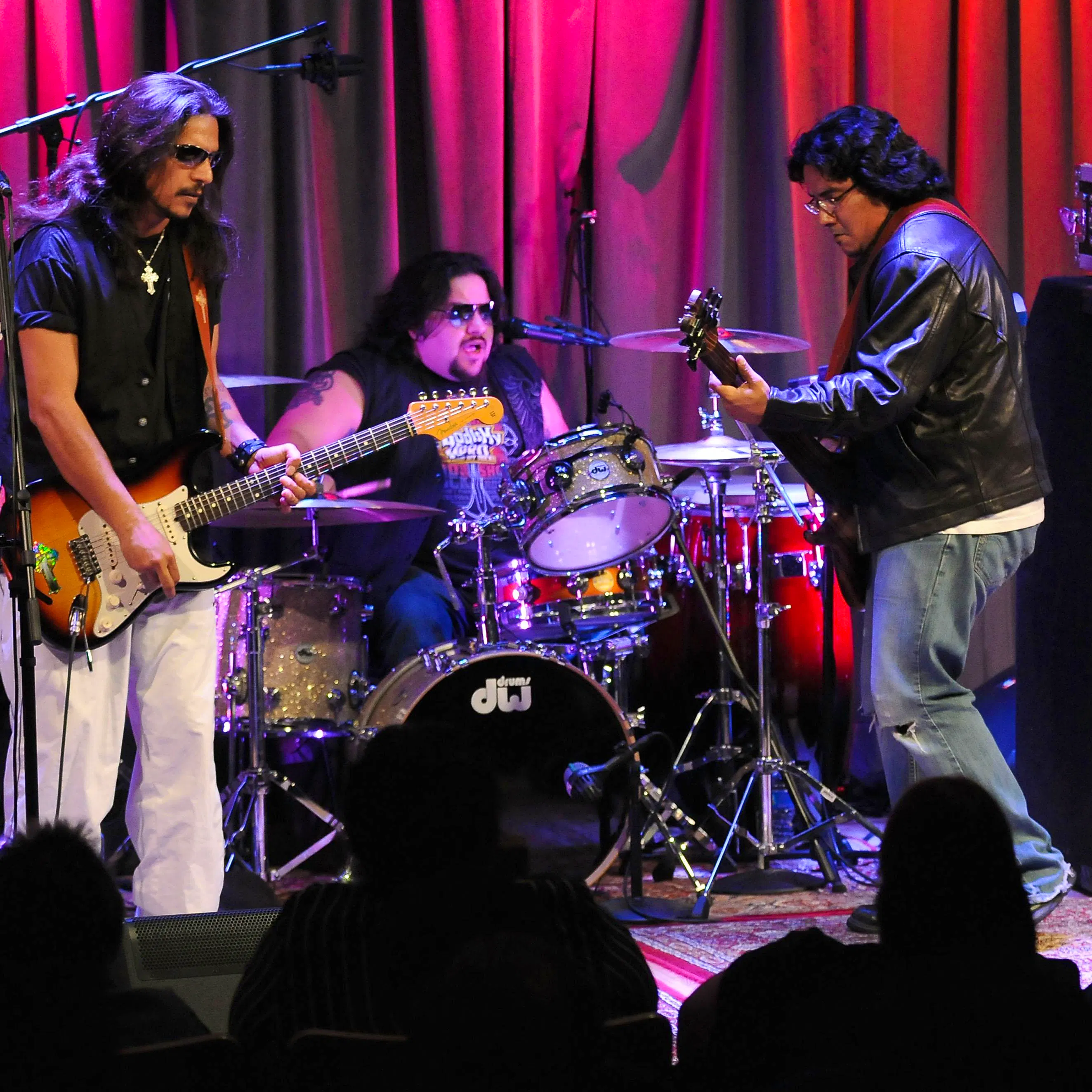 Los Lonely Boys