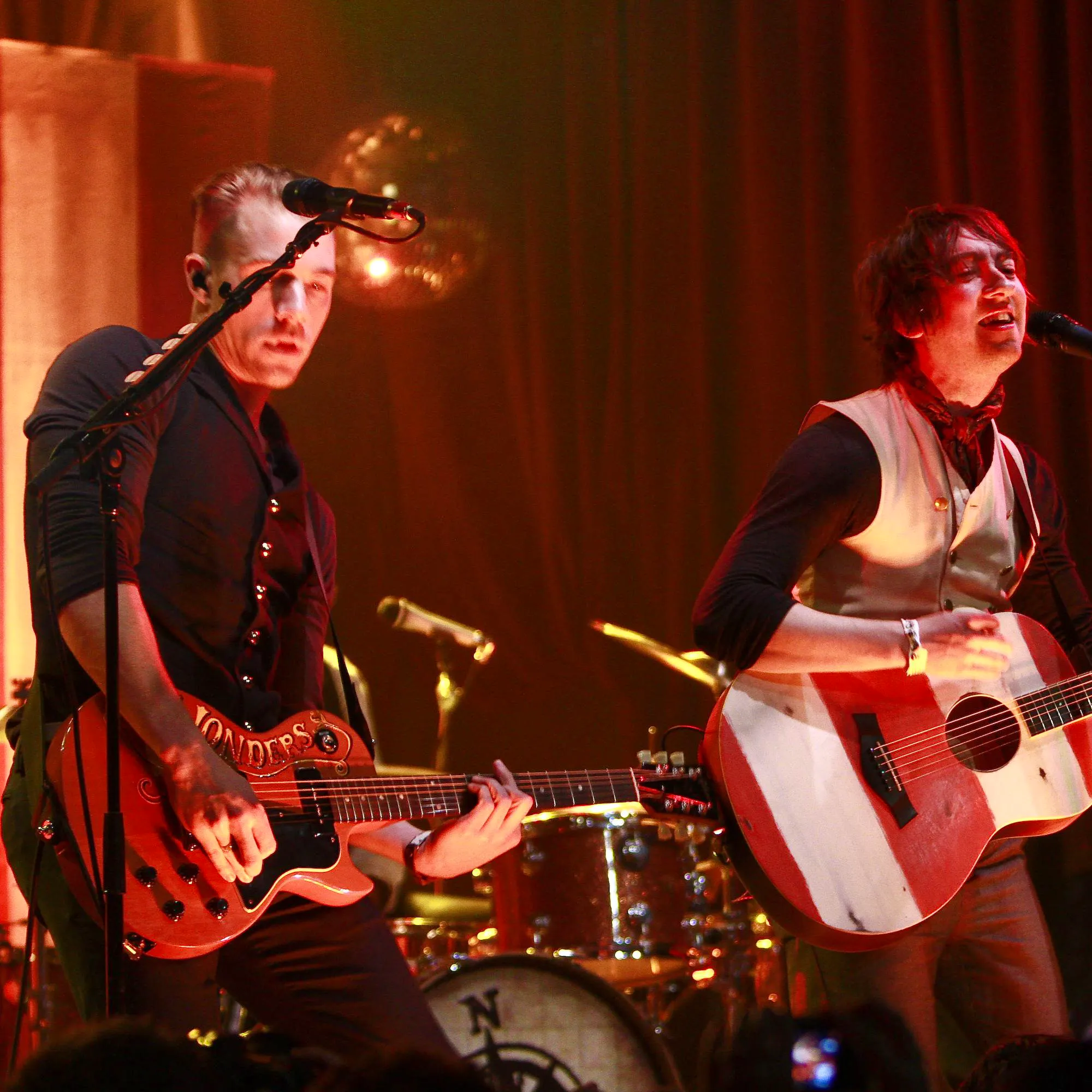 Plain White T`s image