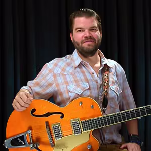 Photo of Hunter Perrin