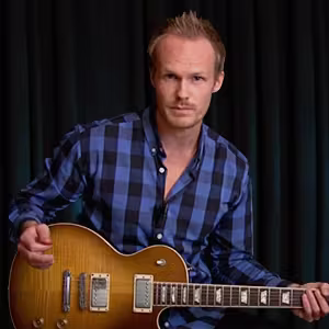 Photo of Ben Lindholm