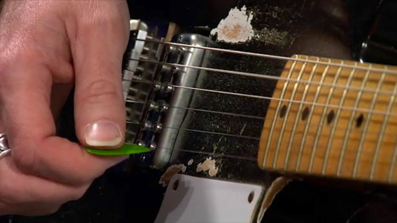 A Minor Way To Make Riff