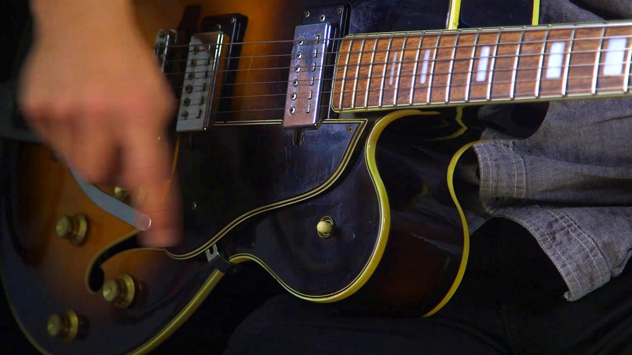 Electric Travis Picking Gear and Tone