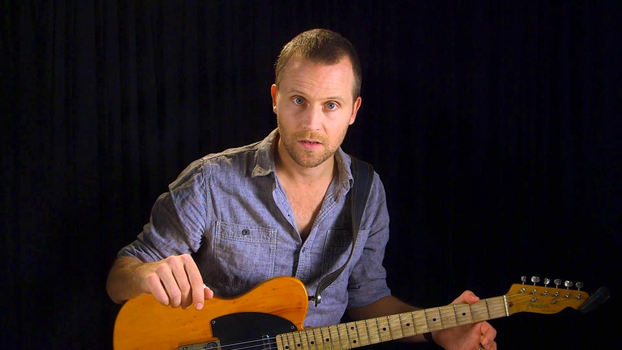 Electric Travis Picking Gear and Tone